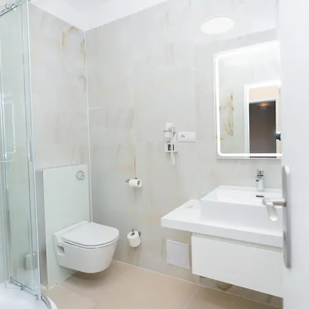 Tulipan Отель 3*