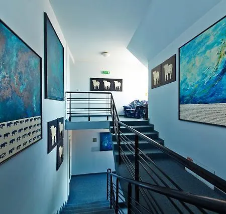 Tulipan Szálloda Prŭhonice