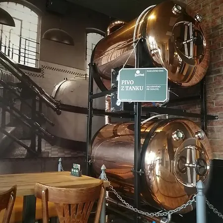 潘普鲁洪尼斯图利酒店 3* 普鲁奥尼斯