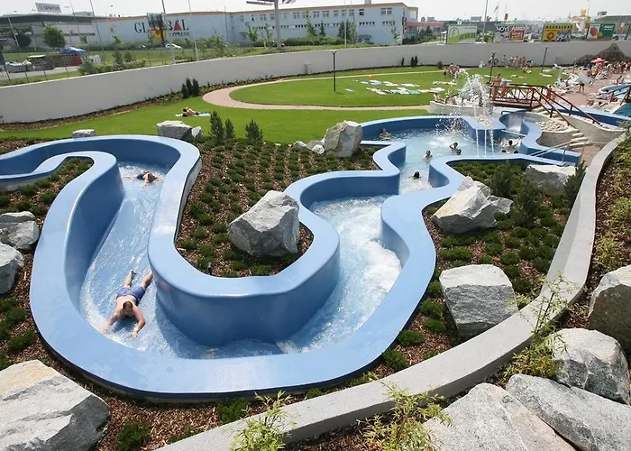 Tulipan Hotel Prŭhonice